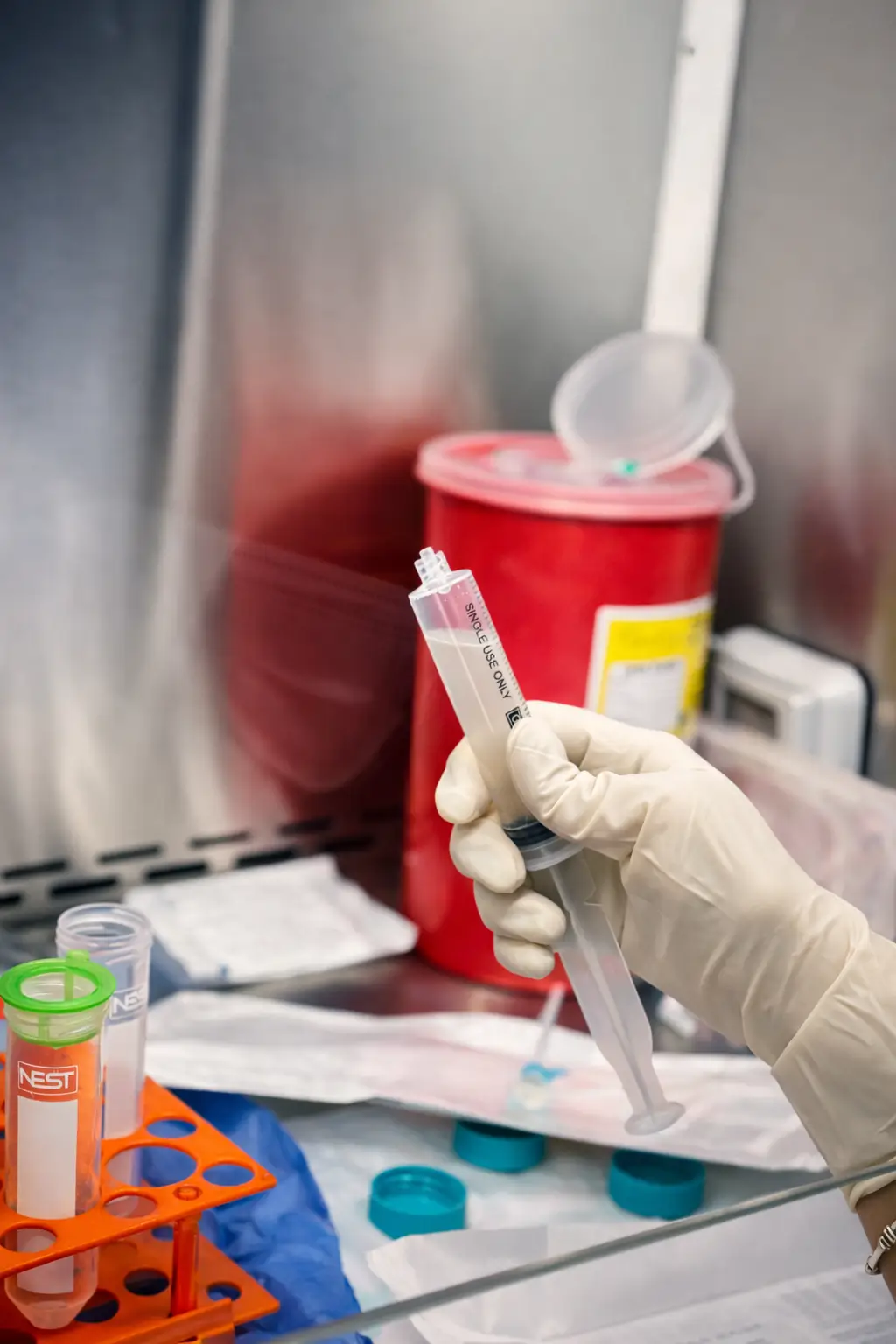 Trabajo en cabina de bioseguridad
